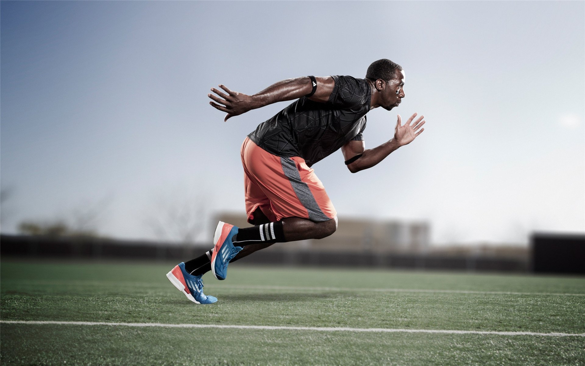 足球智能监控系统在比赛中实现全覆盖，智能足球训练系统