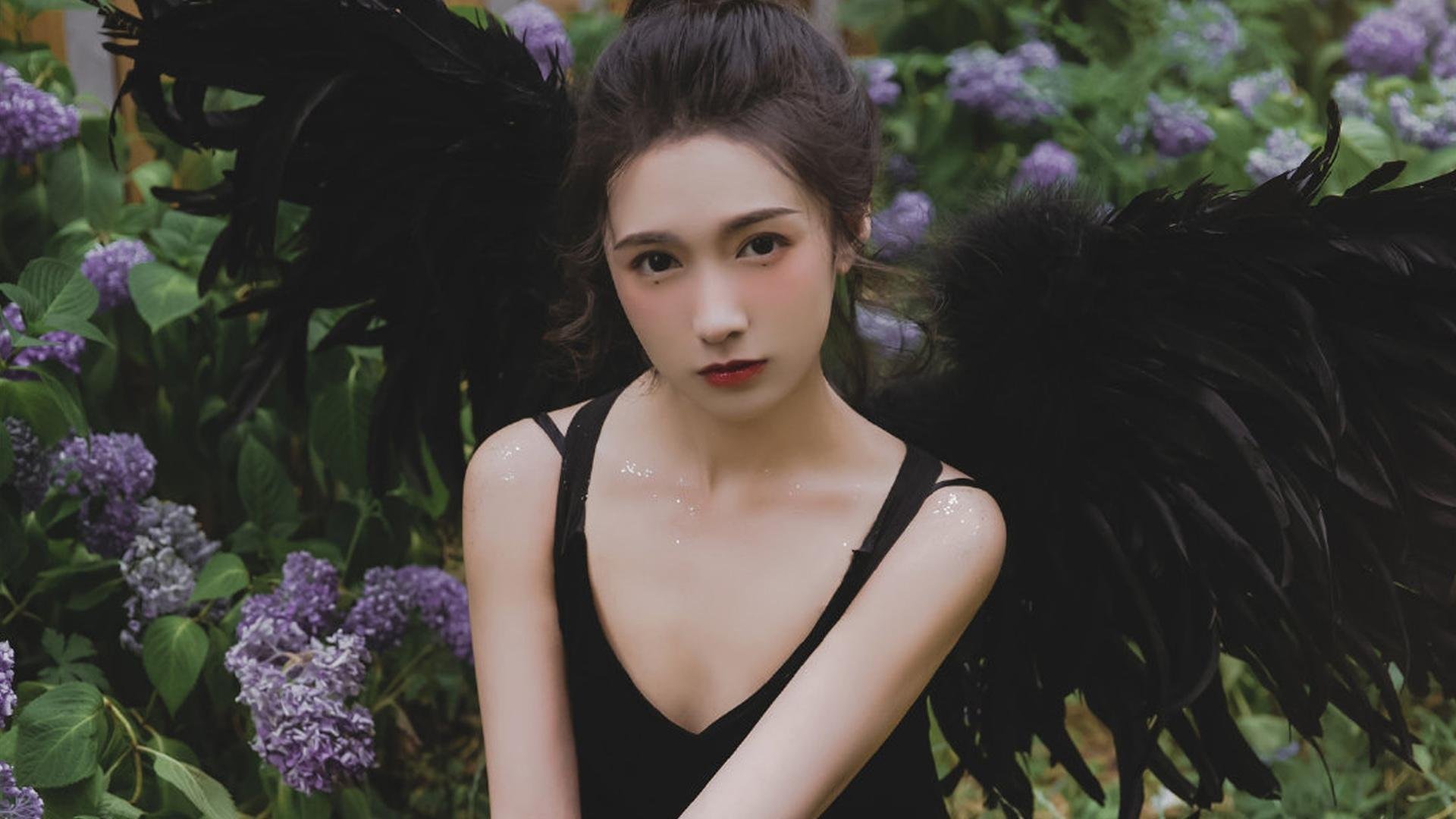 开云体育在线-RB莱比锡与勒沃库森激战平局，莱比锡火车头对勒沃库森