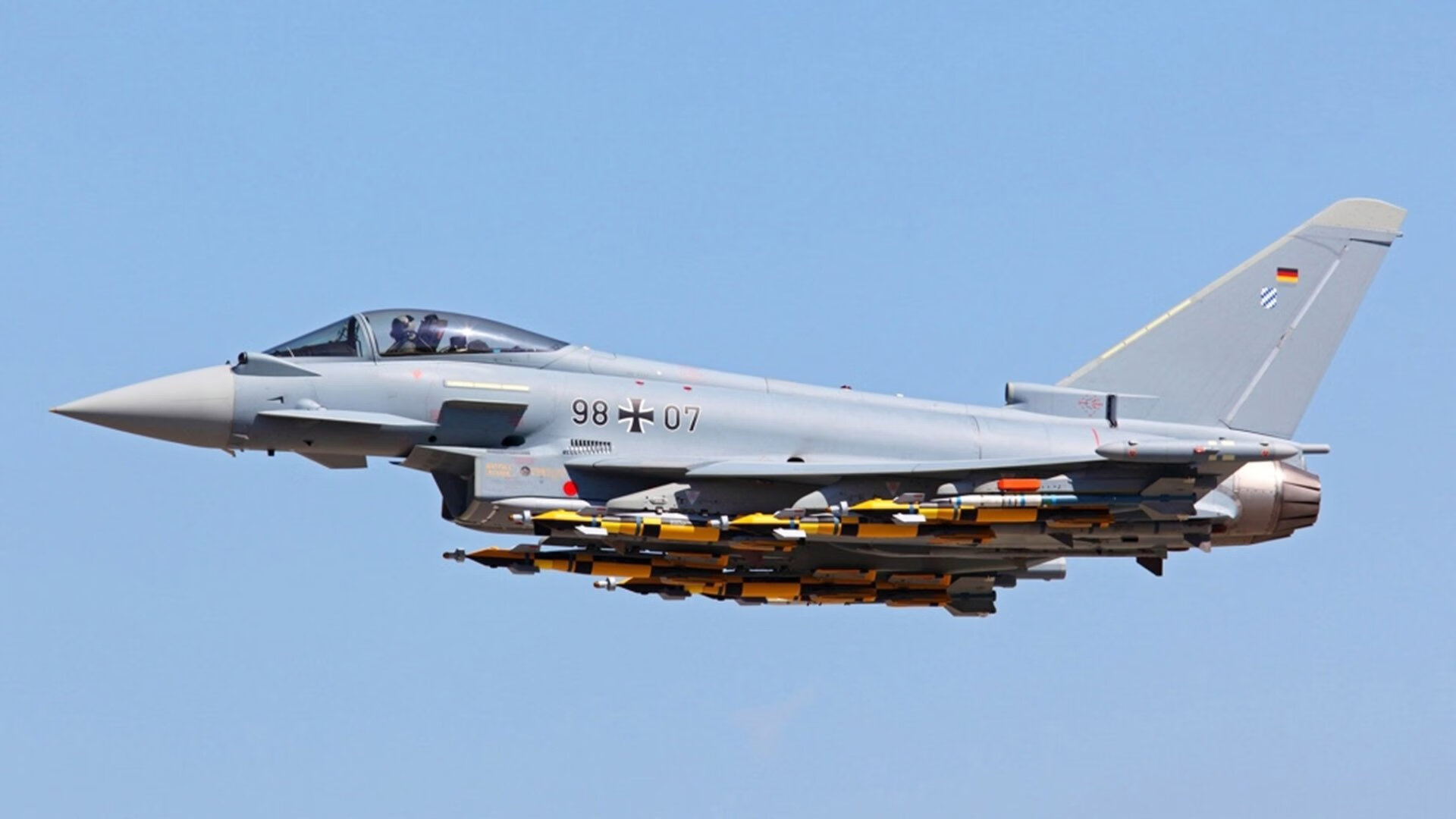 凯尔特人强化防守力图重返巅峰,凯尔特人补强内线