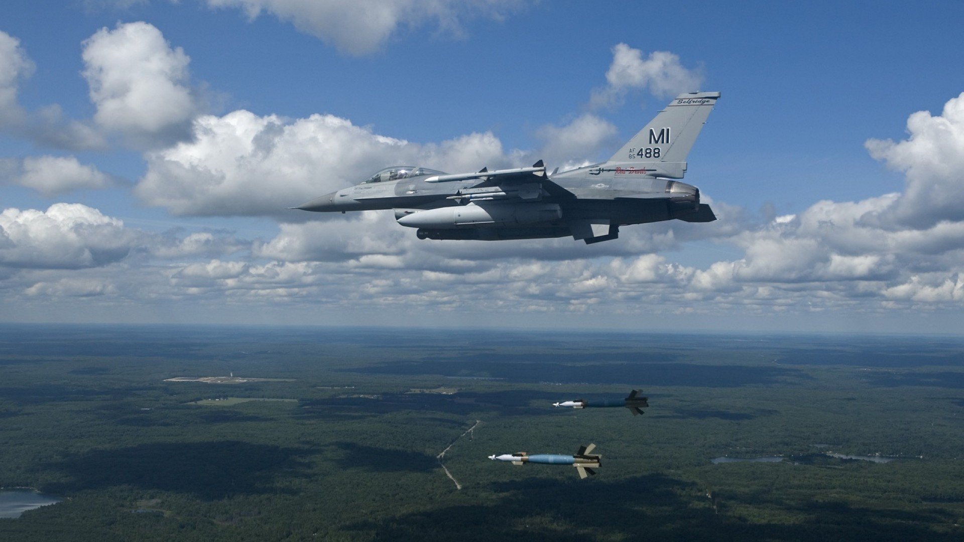 西甲球队构建冲刺区块密度图优化边路推进效率