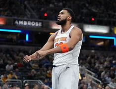 "季后赛策略：教练如何调整战术以获胜"的简单介绍