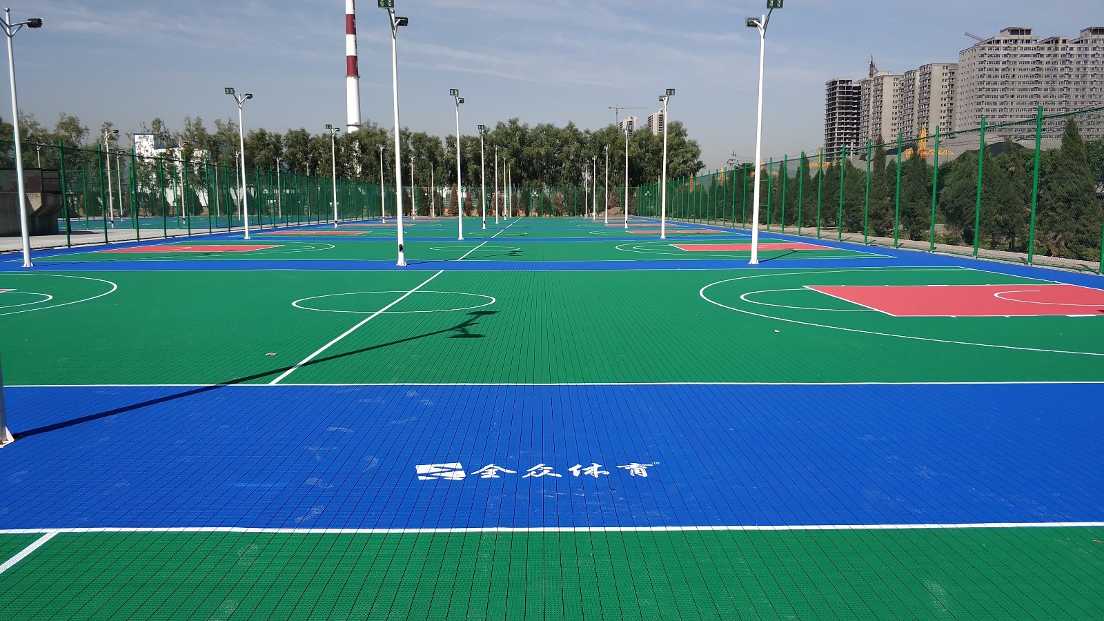 如何构建一个更包容的篮球环境？