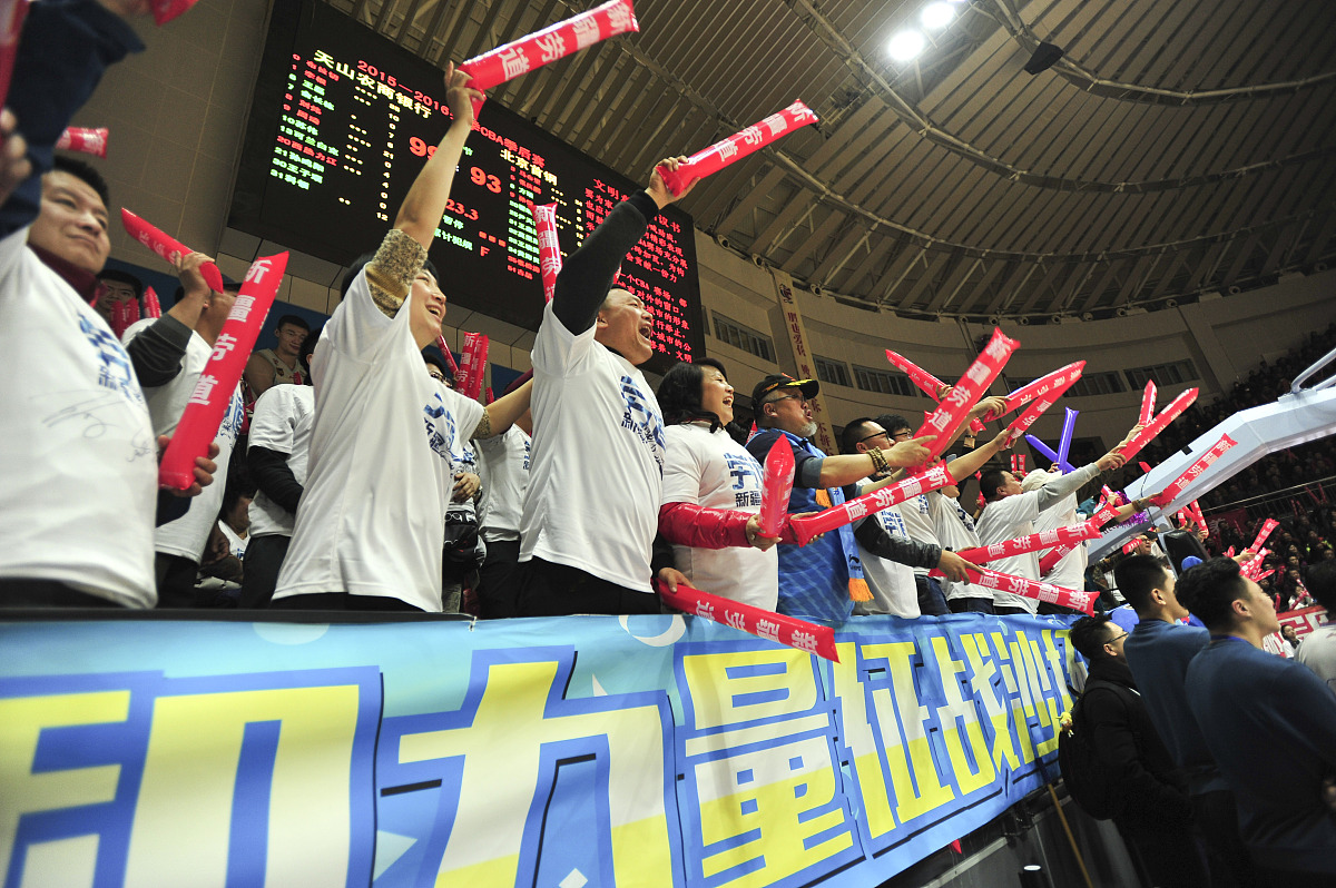 足球场内外的公益活动：中超球队的履责的简单介绍